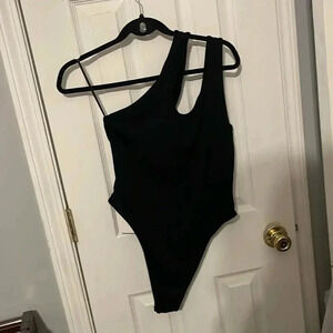 Verdusa Women's Sexy One Shoulder Sleeveless Cut Out Solid Skinny Bodysuit